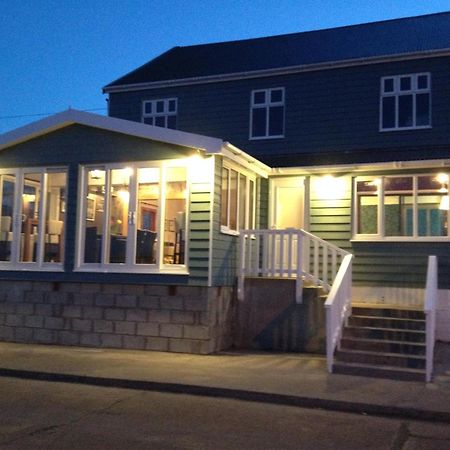 The Waterfront Boutique Hotel Stanley Eksteriør bilde