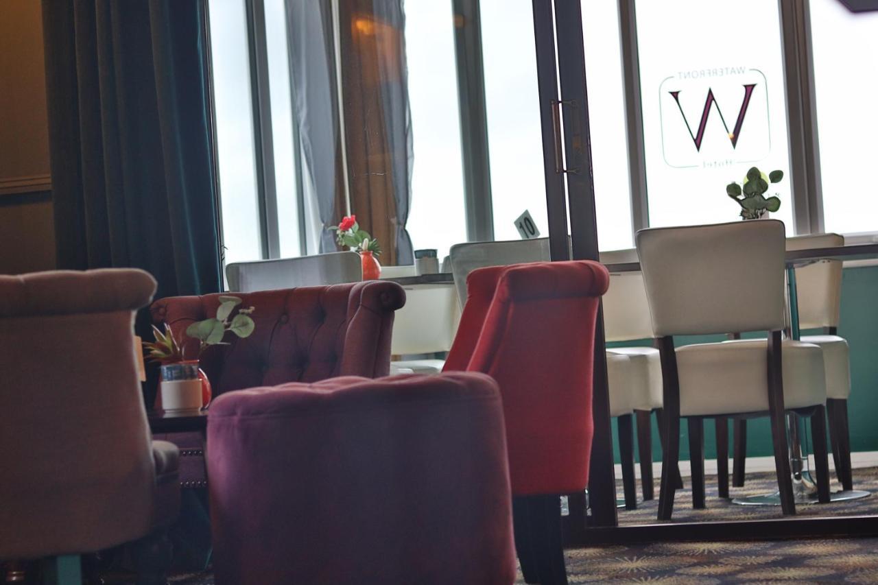 The Waterfront Boutique Hotel Stanley Eksteriør bilde