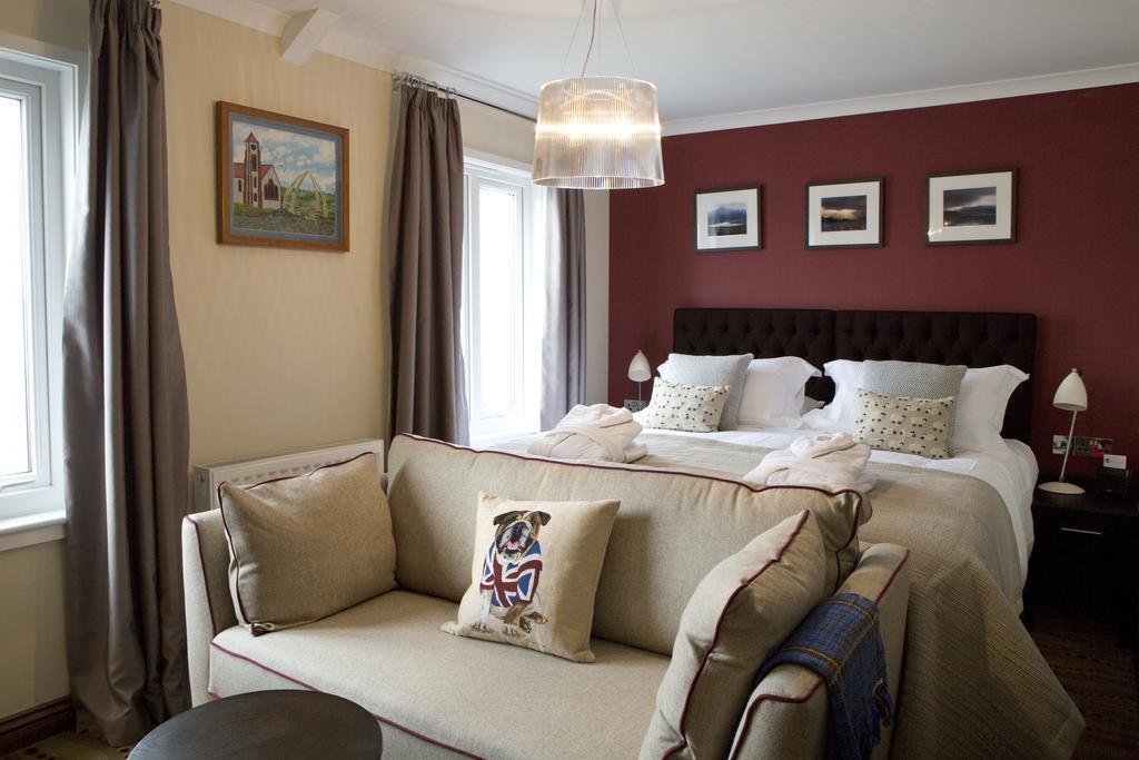 The Waterfront Boutique Hotel Stanley Eksteriør bilde
